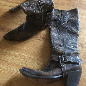 Corral boots 8.5